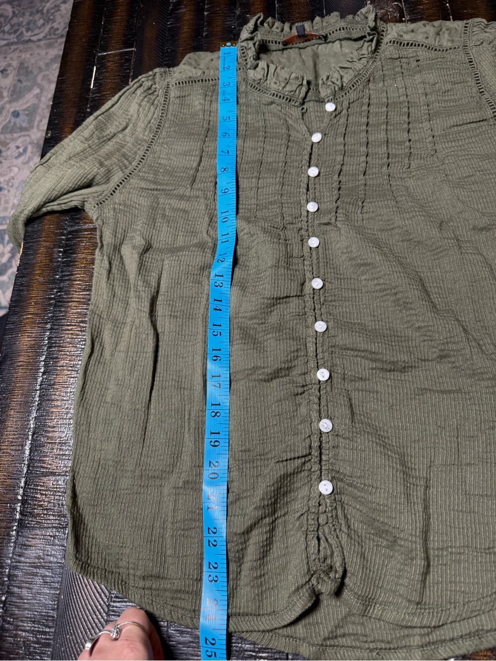 Quince Organic Textured Cotton Peasant Blouse Caper Green Ruffle Button Front Me - Picture 9 of 14